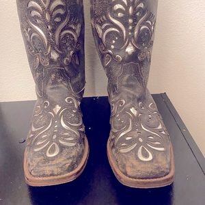 Roper Flat toed Cow girl boots